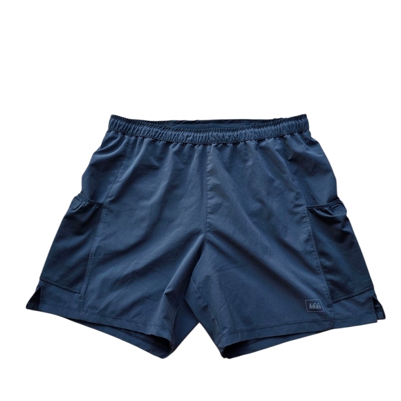 REI Womens Black Athletic Shorts Size Medium - Picture 1 of 5